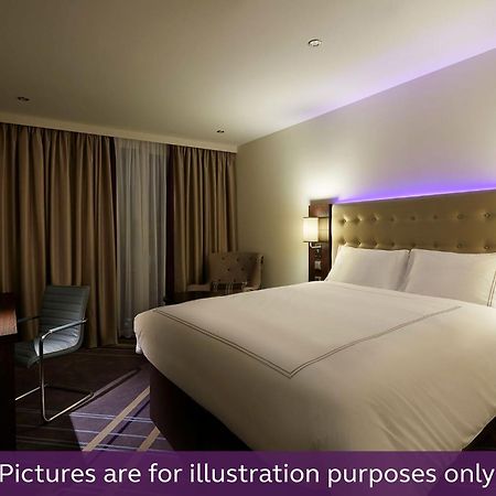 Premier Inn Koeln City Centre Exterior photo